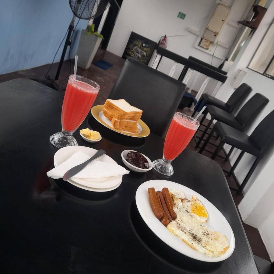 Sea Beach Resort Negombo Kültér fotó
